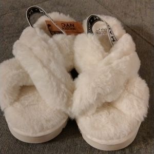 Steve Madden house slippers